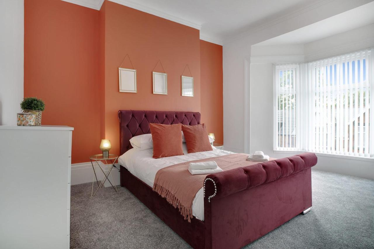 Stunning 4-Bedroom, 2 Bathrooms In Sunderland Сандерлэнд Экстерьер фото